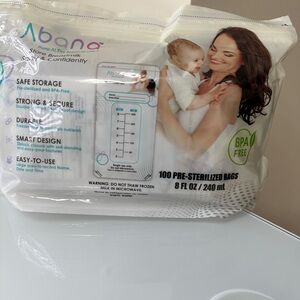 - Abana BPA-Free Breast Milk Storage Bags